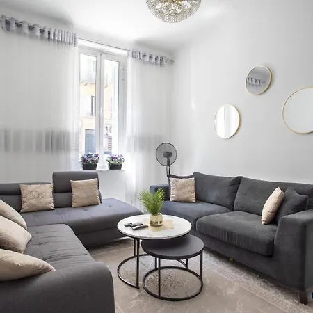 Apartment Air-conditioned In The Republique District Nice