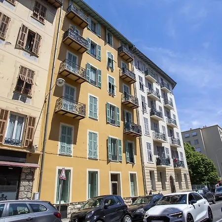 Apartamento Air-conditioned In The Republique District